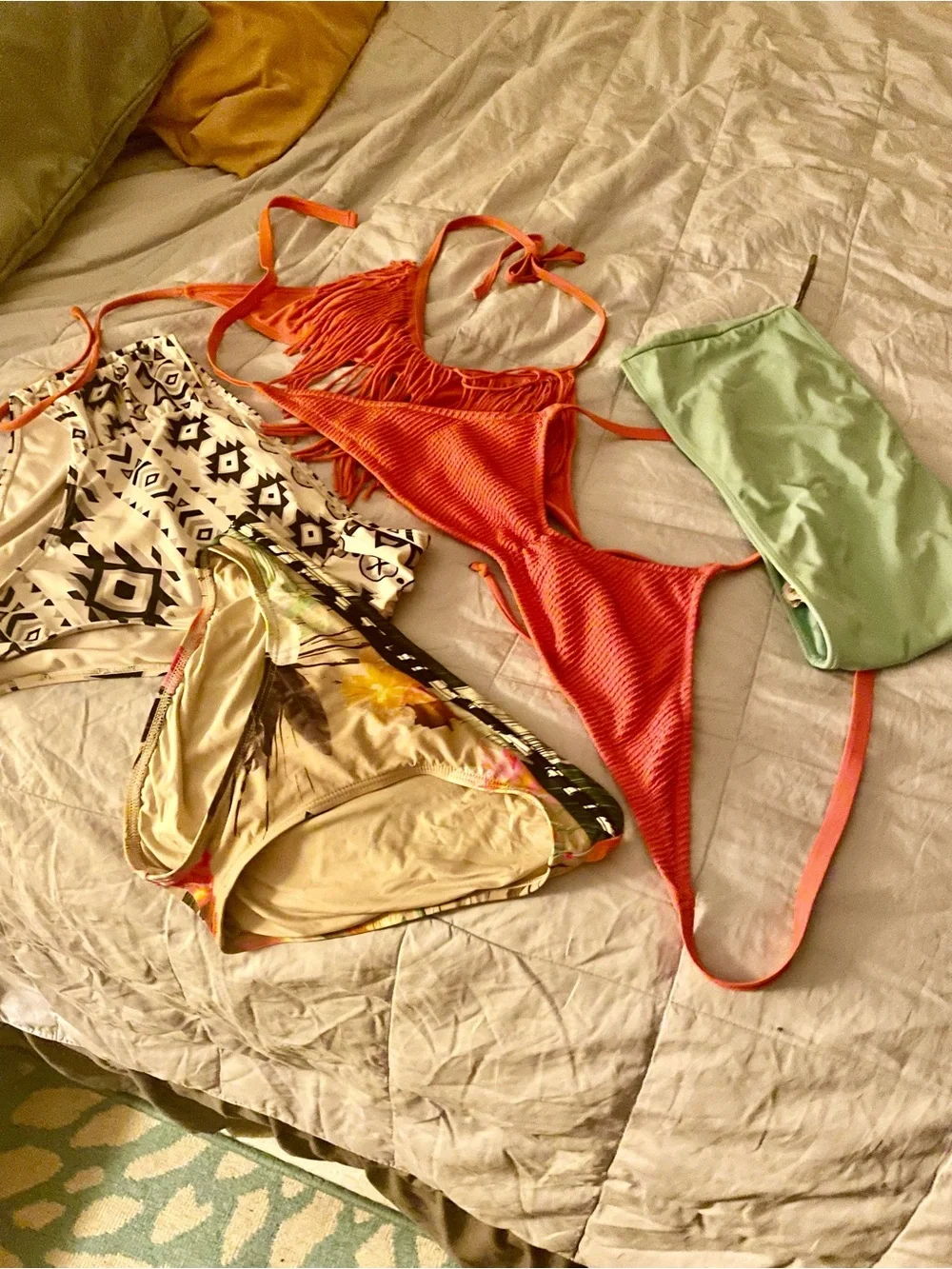 Bikini bundle Lot of 5 - Picture 3 of 5